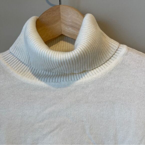 NWT Worthington Polar Bear Turtleneck Size M - Picture 2 of 11